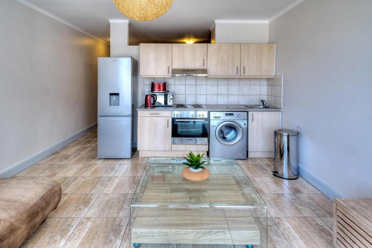 1 Bedroom Apartment In Four Seasons Κέιπ Τάουν Εξωτερικό φωτογραφία